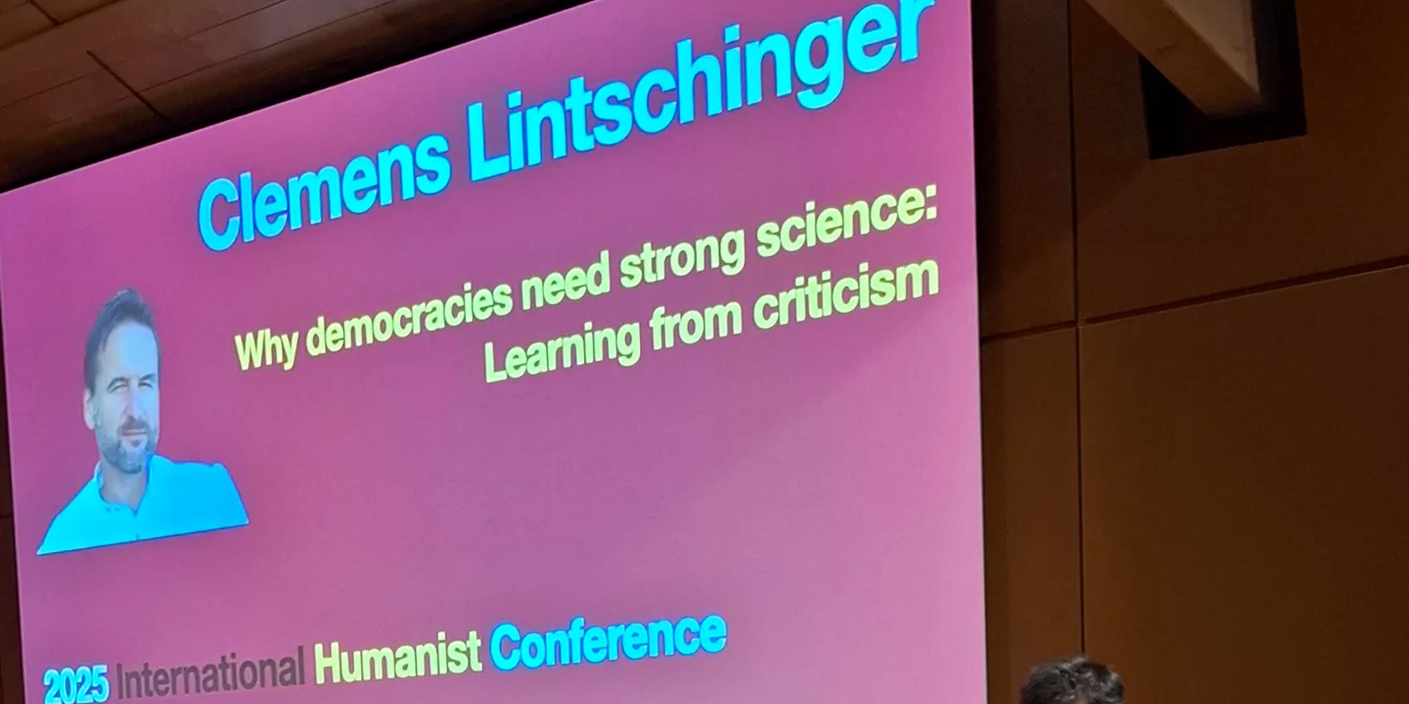 Von Hexenjagd bis Wissenschaftskalender – was Humanist*innen weltweit bewegt (mit Downloads)